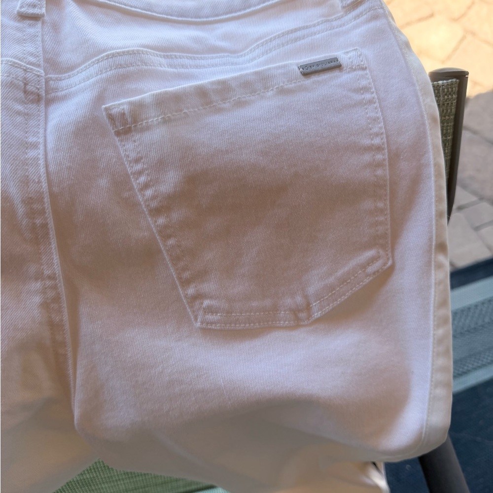 G by Giuliana White Skinny Jeans with Black Side Stripe - Picture 4 of 5